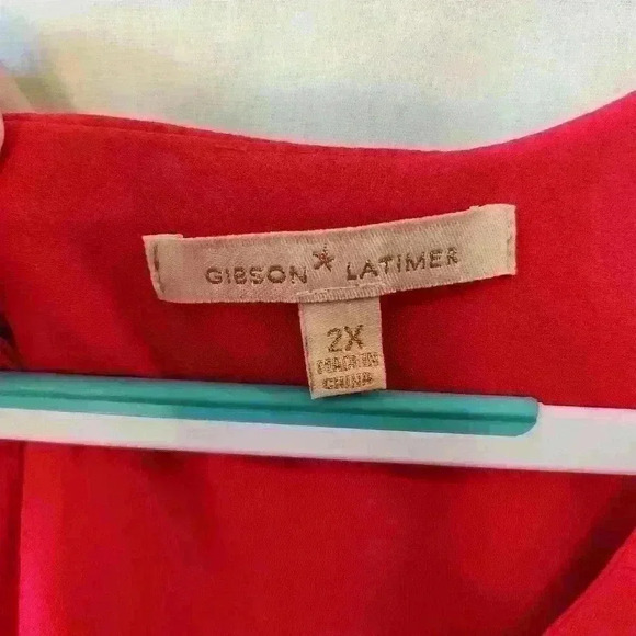 Gibson Latimer womens cold shoulder top size 2x color red NWOT - Picture 4 of 4